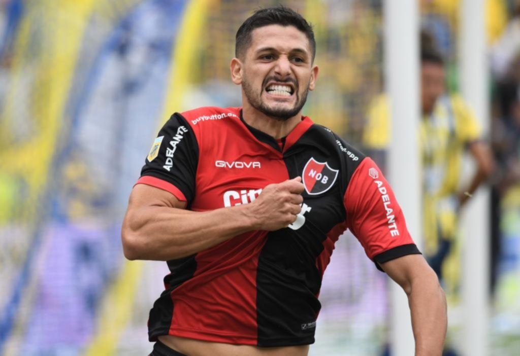 Newell’s fue de menor a mayor y festejó una victoria Gigante