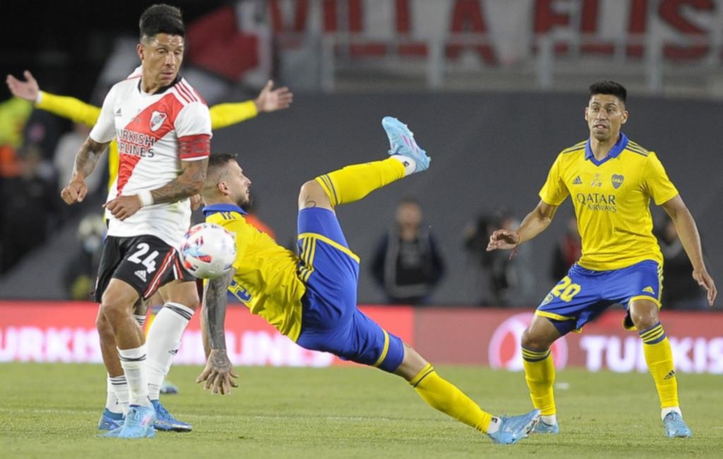 González Pirez ya había regalado un gol en otro clásico