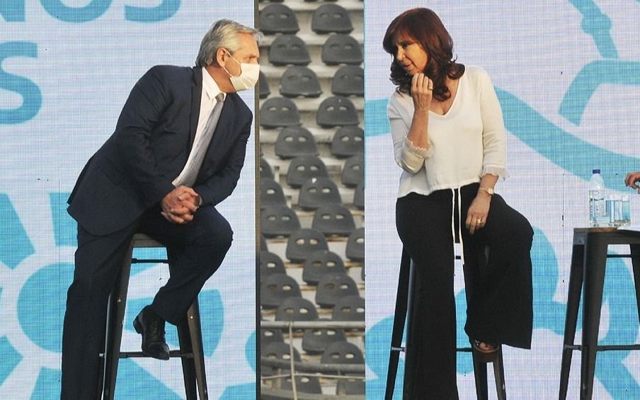 A. Fernández: "Valoro a Máximo y a Cristina pero no existe la presidencia colegiada, el Presidente soy yo"