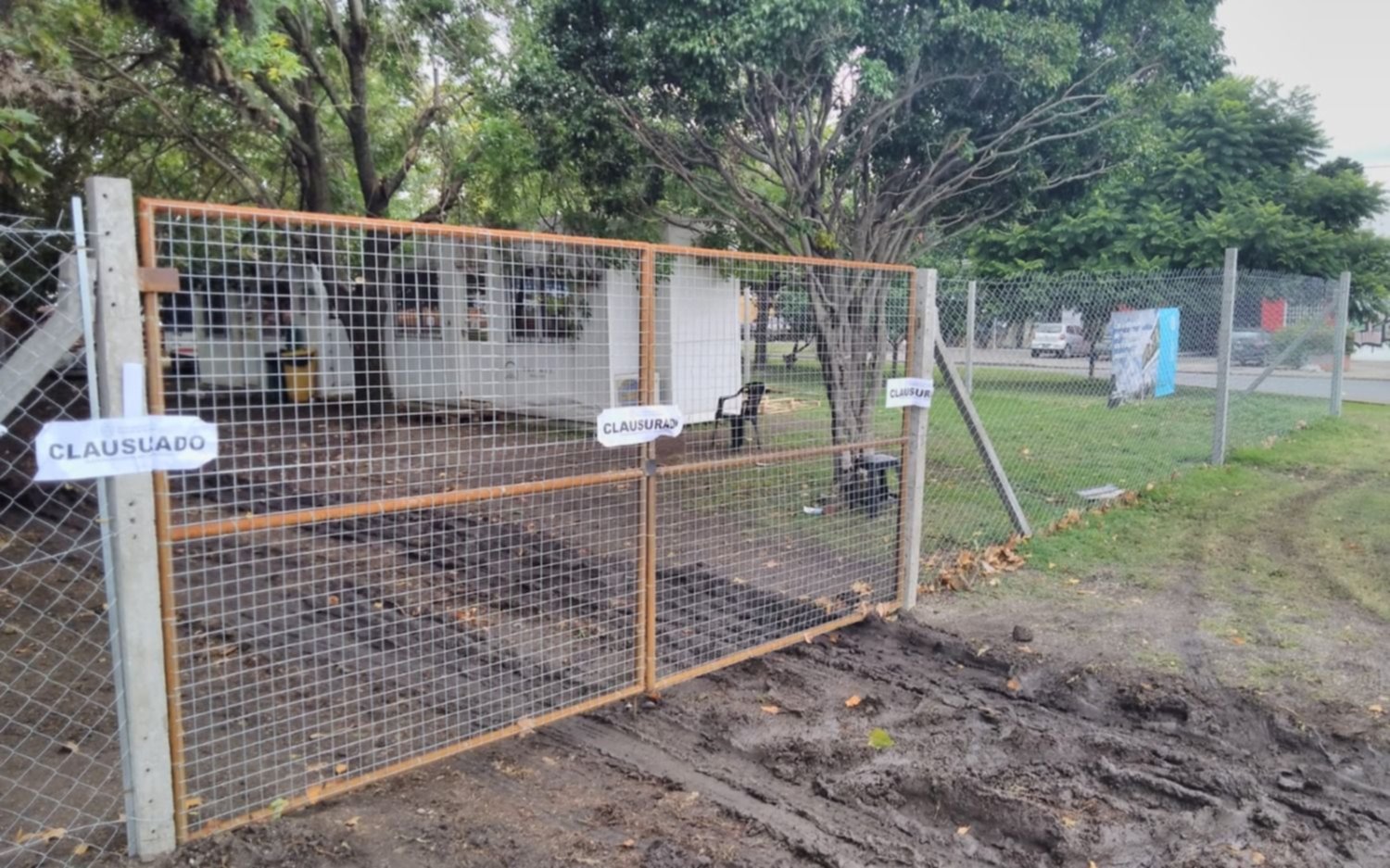 Obra "ilegal" en La Plata: clausuran obradores del Tren Universitario por falta de permisos