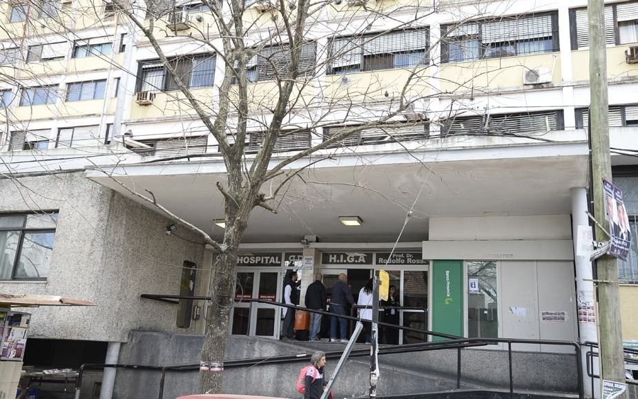 "No doy más": el calvario de un paciente para curarse un ojo en un hospital de La Plata