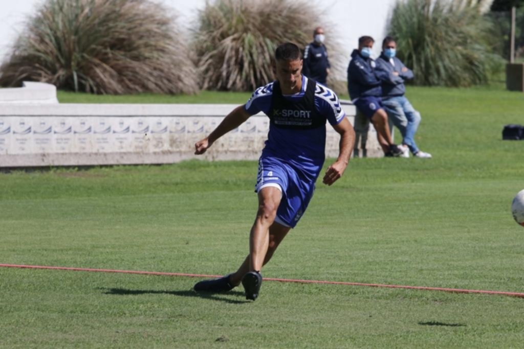 Morales sufrió un desgarro y sería baja