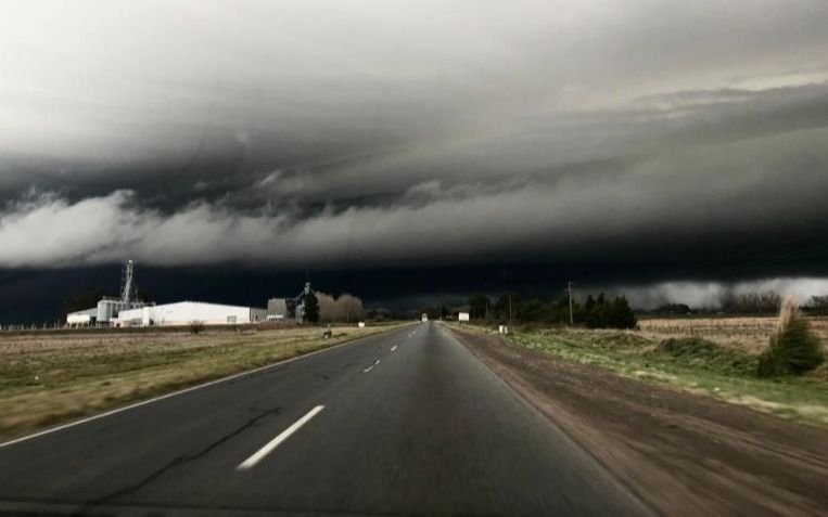 Alertan que se podría formar un ciclón y afectar el área de La Plata