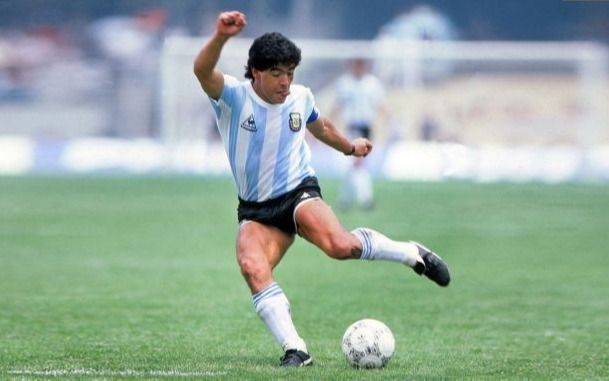 Buscan que el corazón de Diego Maradona viaje a Qatar 2022 para dormir con los jugadores