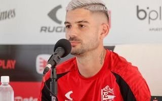 Denuncian a un jugador de Estudiantes por "mostrarse desnudo y masturbarse" ante vecinos de un country