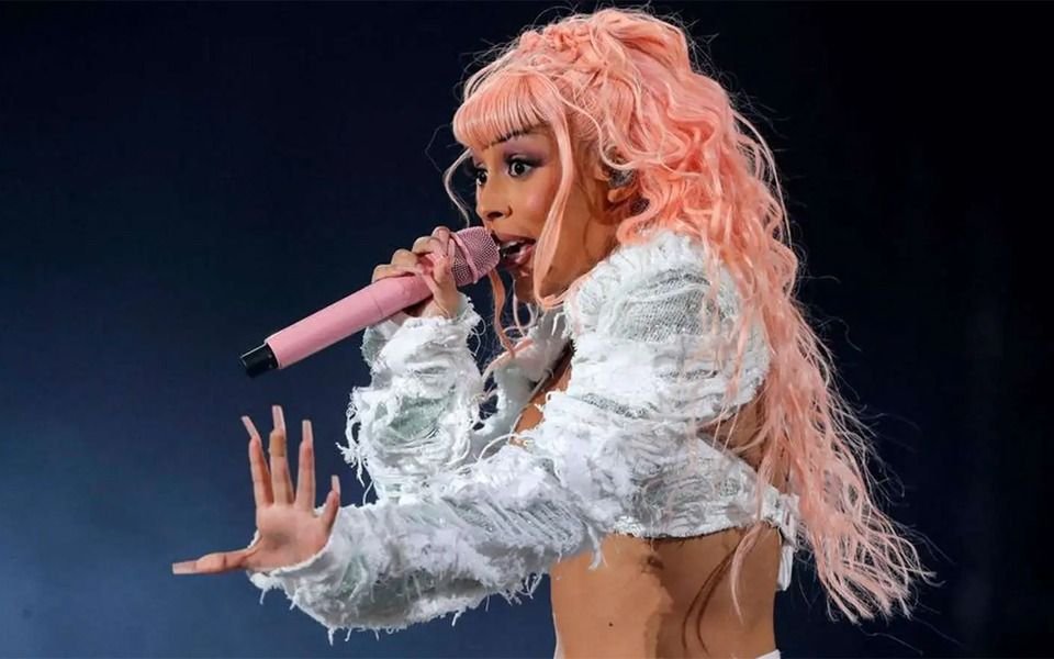 Doja Cat ofendió a sus fanáticos en Paraguay: Chilavert le salió al cruce y hasta Mercosur le respondió