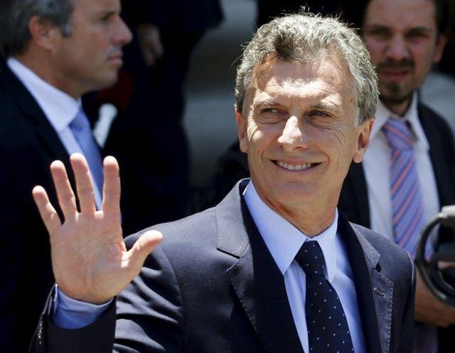 Revuelo opositor por los elogios de Macri a Menem