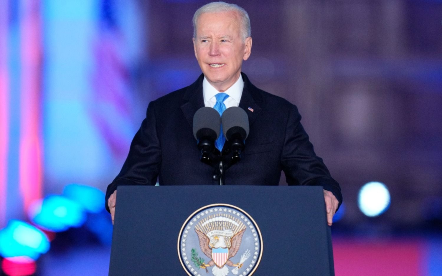 Biden tildó de "carnicero" a Putin y le advirtió que "no se le ocurra avanzar" sobre territorio de la OTAN