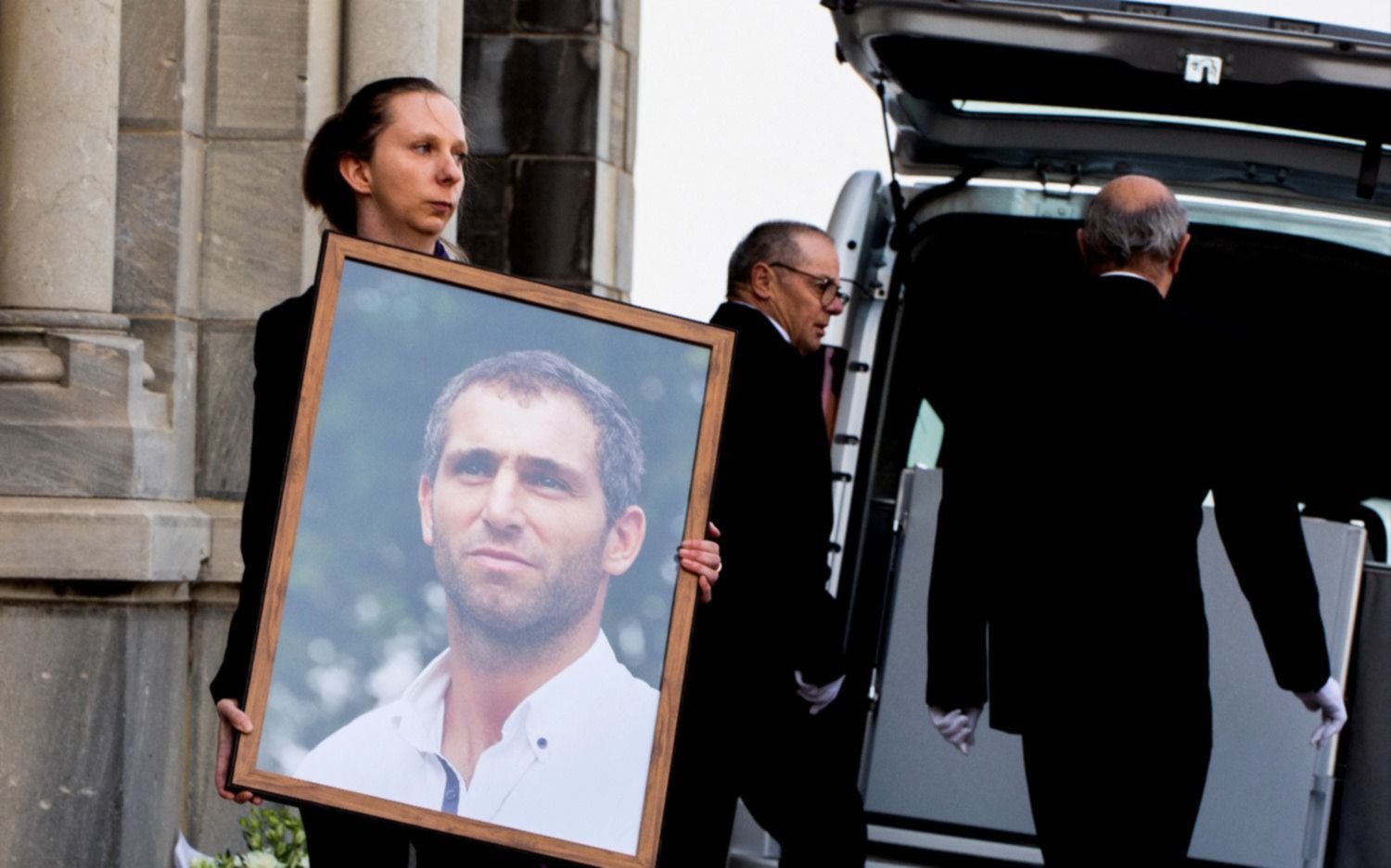 Último adiós al ex rugbier platense Martín Aramburu con un emotivo funeral en Francia