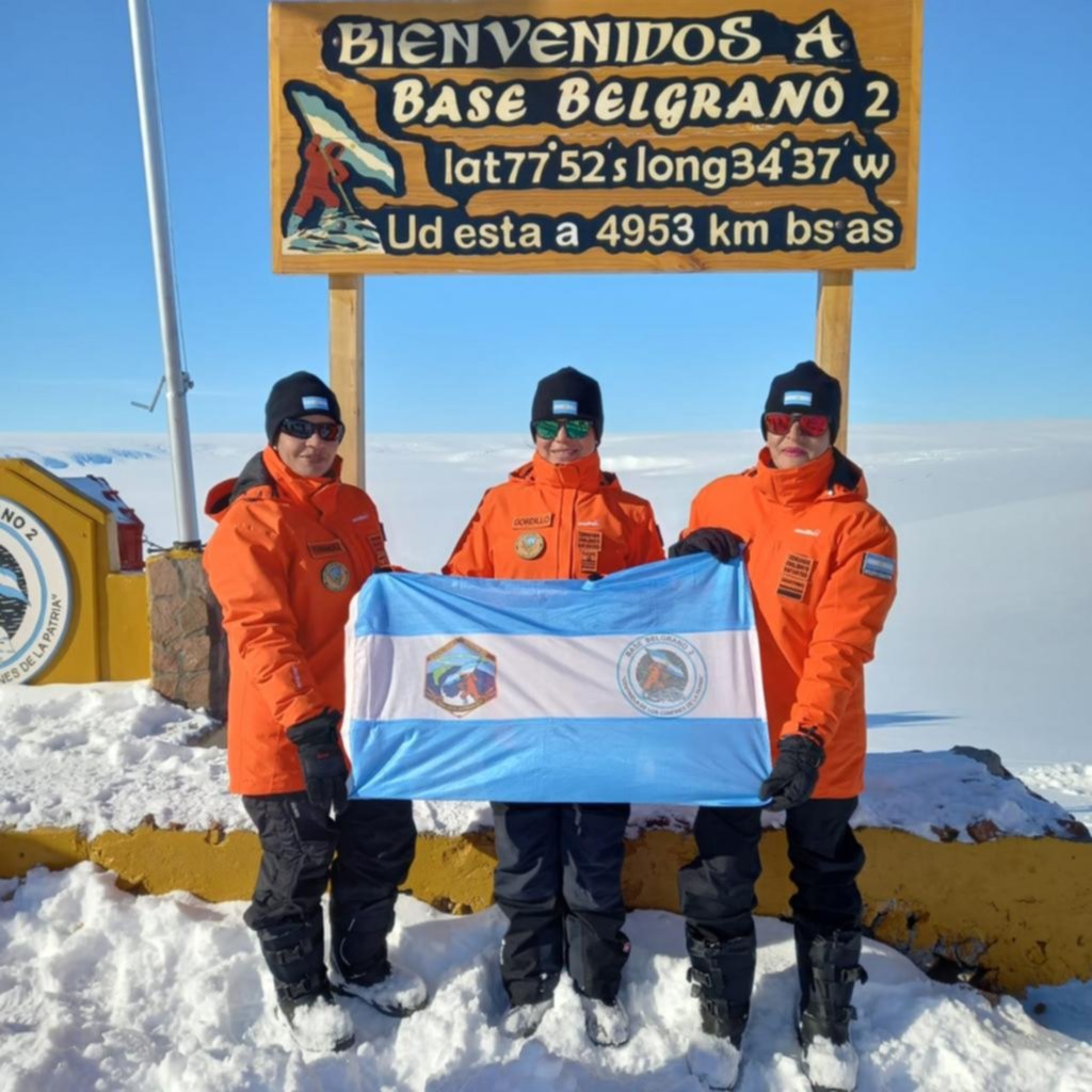 Tres mujeres invernarán por primera vez en una base de la Antártida