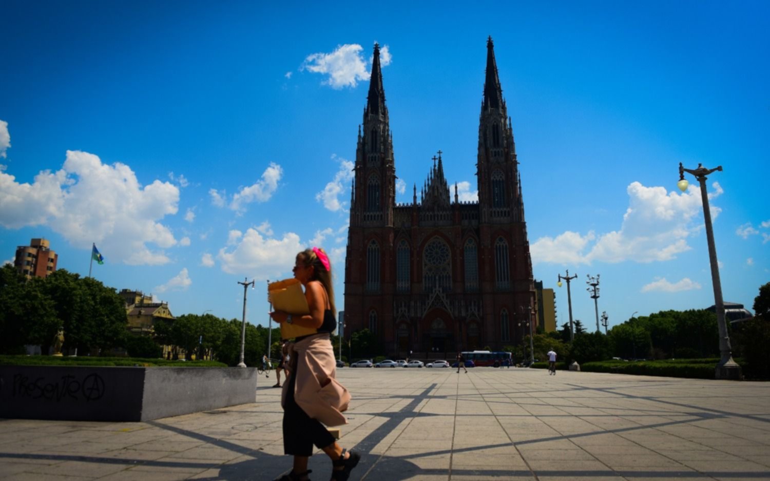 La semana arranca con calor, pero se vienen tormentas y bajará la temperatura