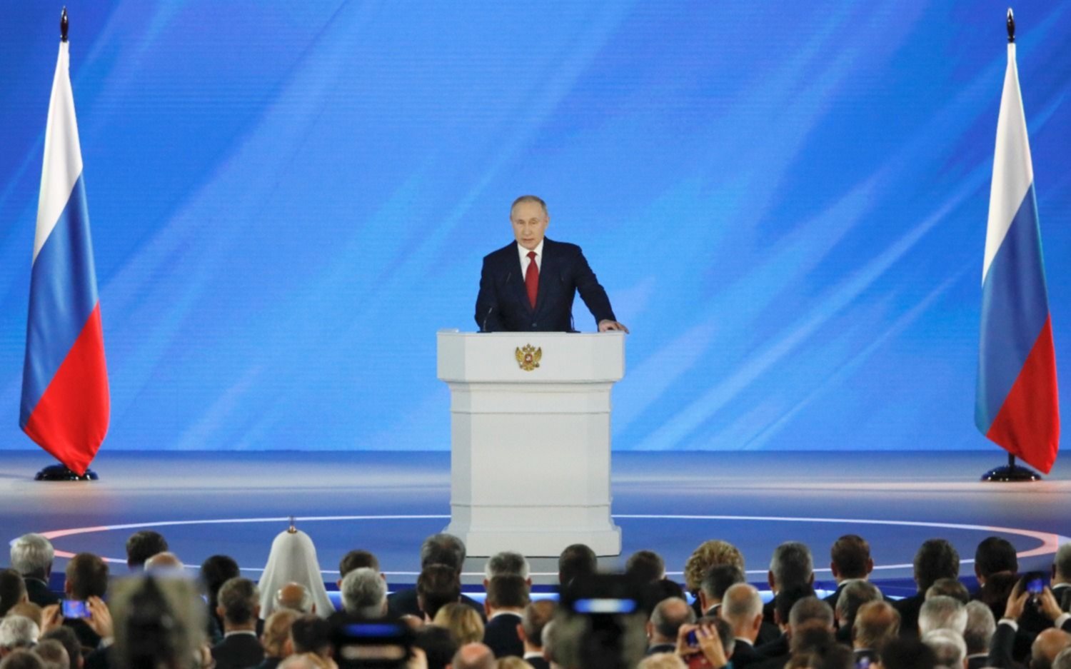En Rusia dicen que sería "contraproducente" un encuentro entre Putin y Zelenski