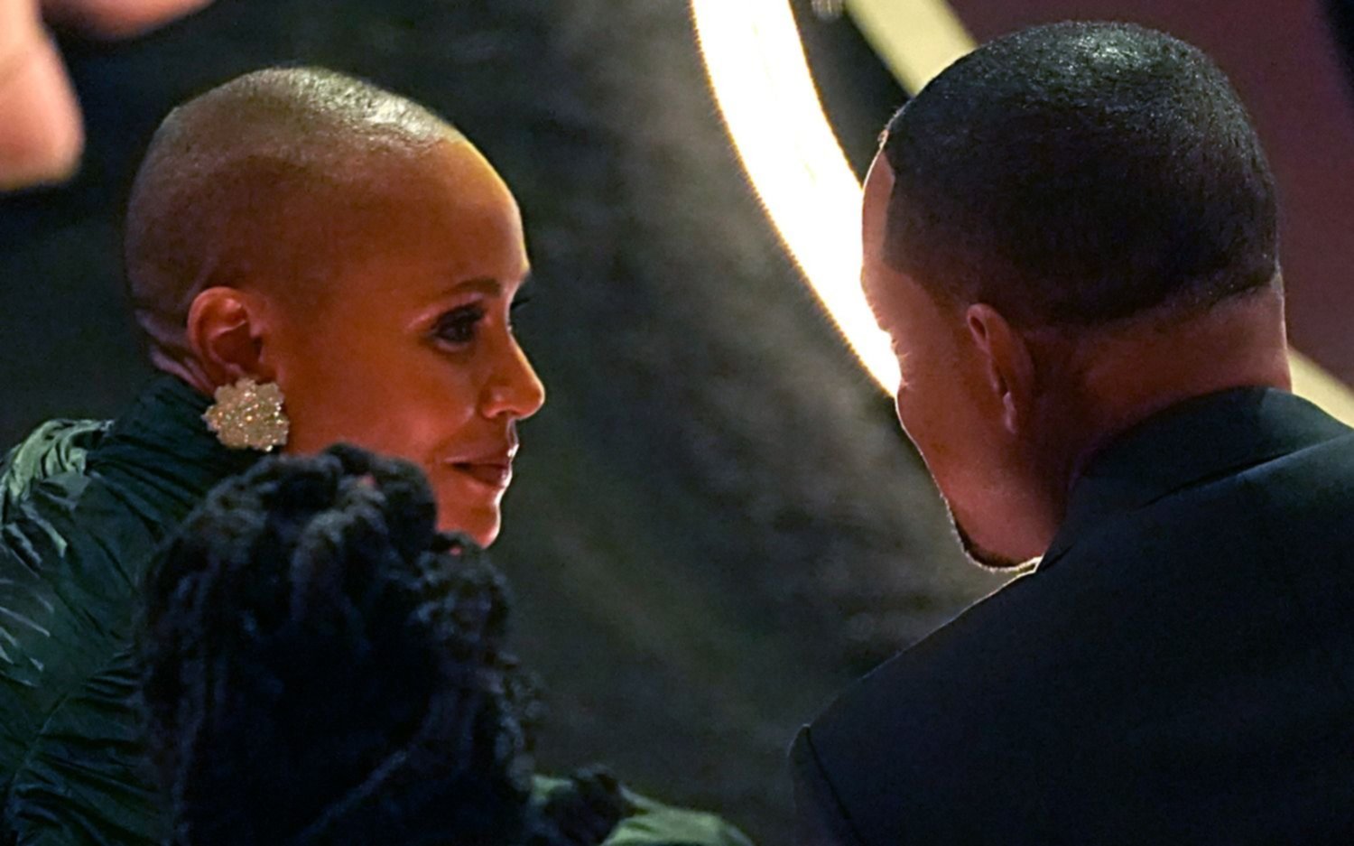 Alopecia, la enfermedad que padece Jada Pinkett y desató la furia de Will Smith en los Oscars