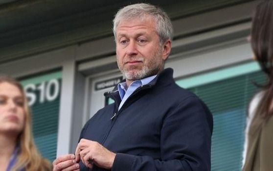 ¿Envenenaron al magnate ruso Roman Abramovich?: tiene síntomas y crecen las sospechas