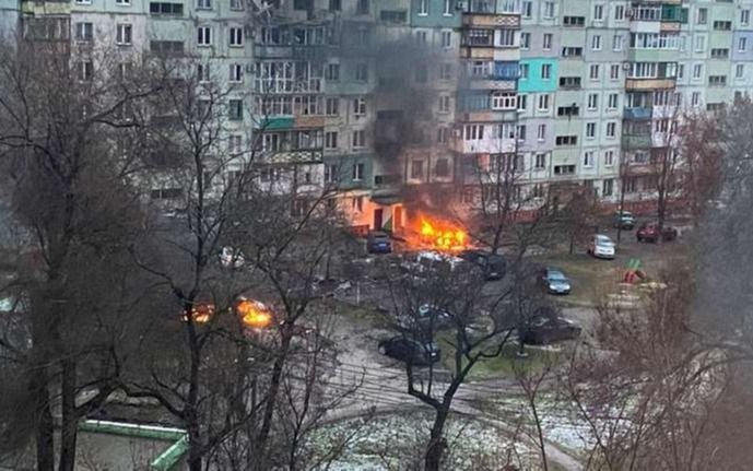 Alcalde de Mariupol llama a una "Evacuación completa"