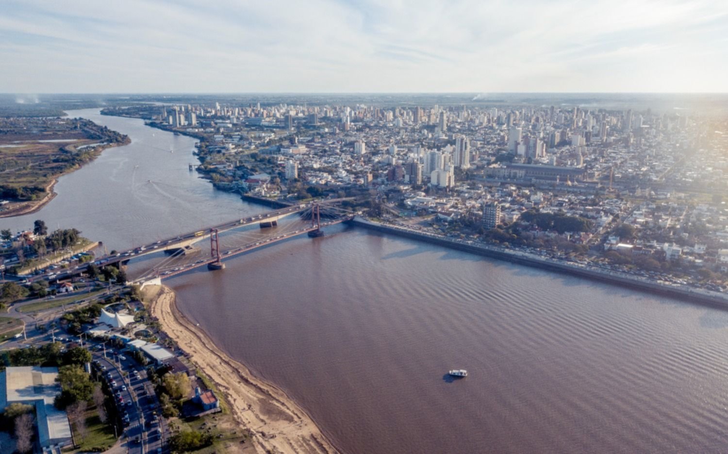 El río Santa Fe corrió al revés: fue pasajero y sólo en ese tramo