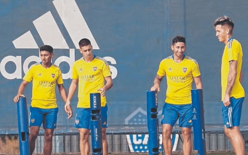 Boca prepara una rotación para enfrentar a Arsenal
