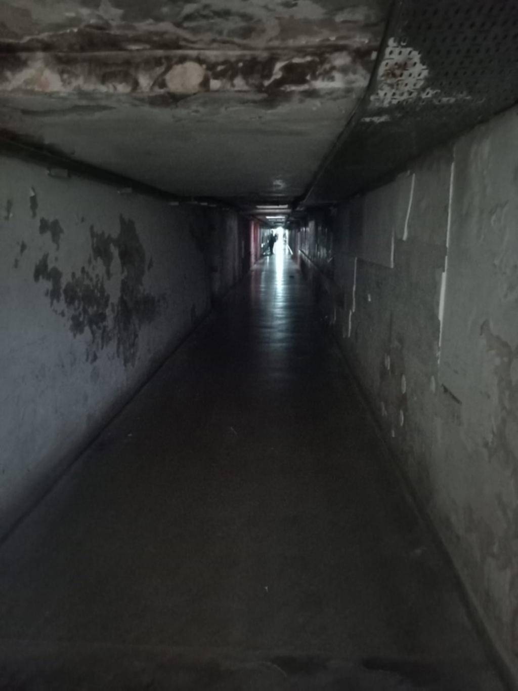 Un pasillo hospitalario, impresentable