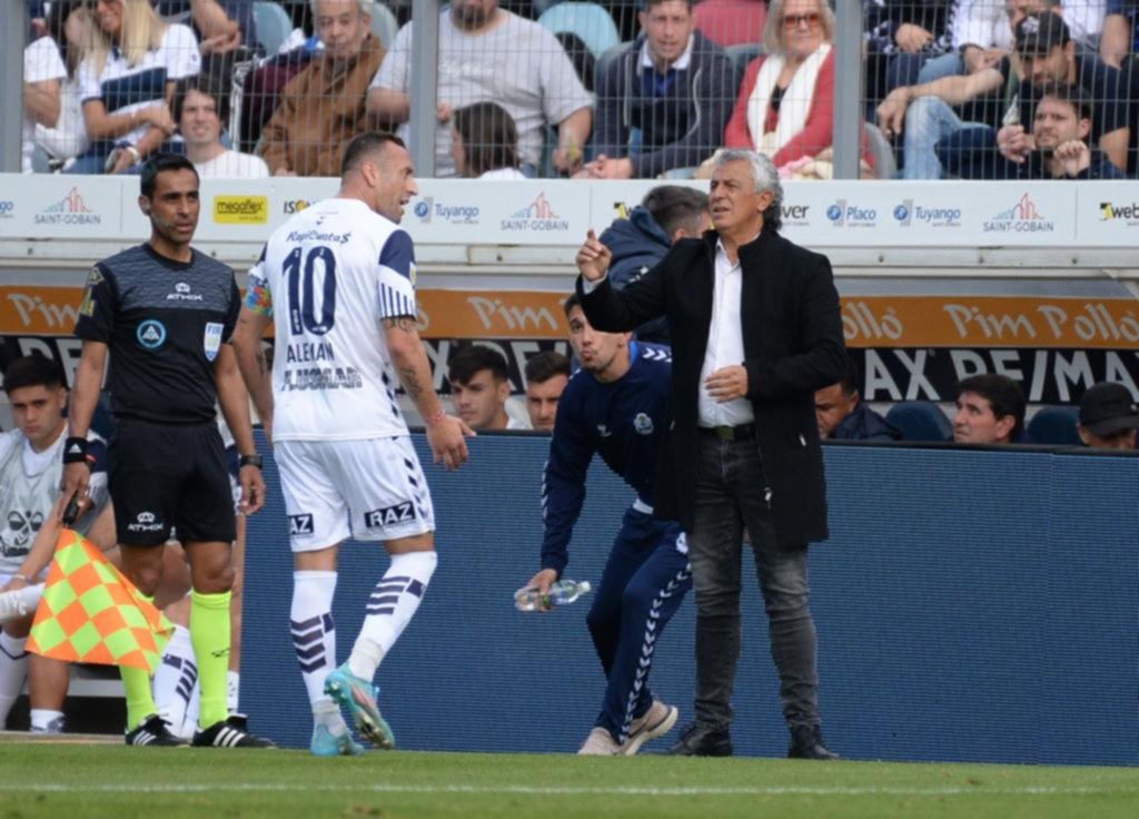 Gorosito vuelve al Bosque y se dividen las aguas: ¿qué dirán los hinchas?