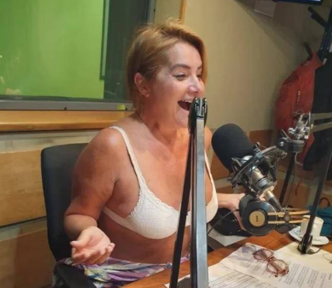 Nancy Pazos tenía calor y peló: hizo radio en corpiño