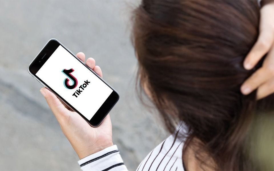 Hallan 28 mil aplicaciones que envían datos de TikTok: prohibir la aplicación no ayudará