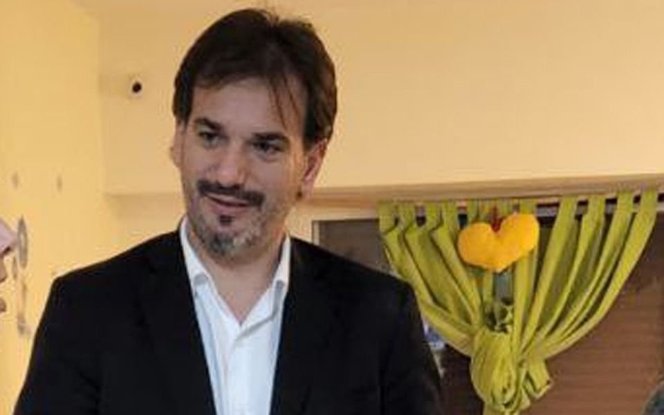 "No nació de un repollo ni llegó en Ovni", le respondieron a Bullrich