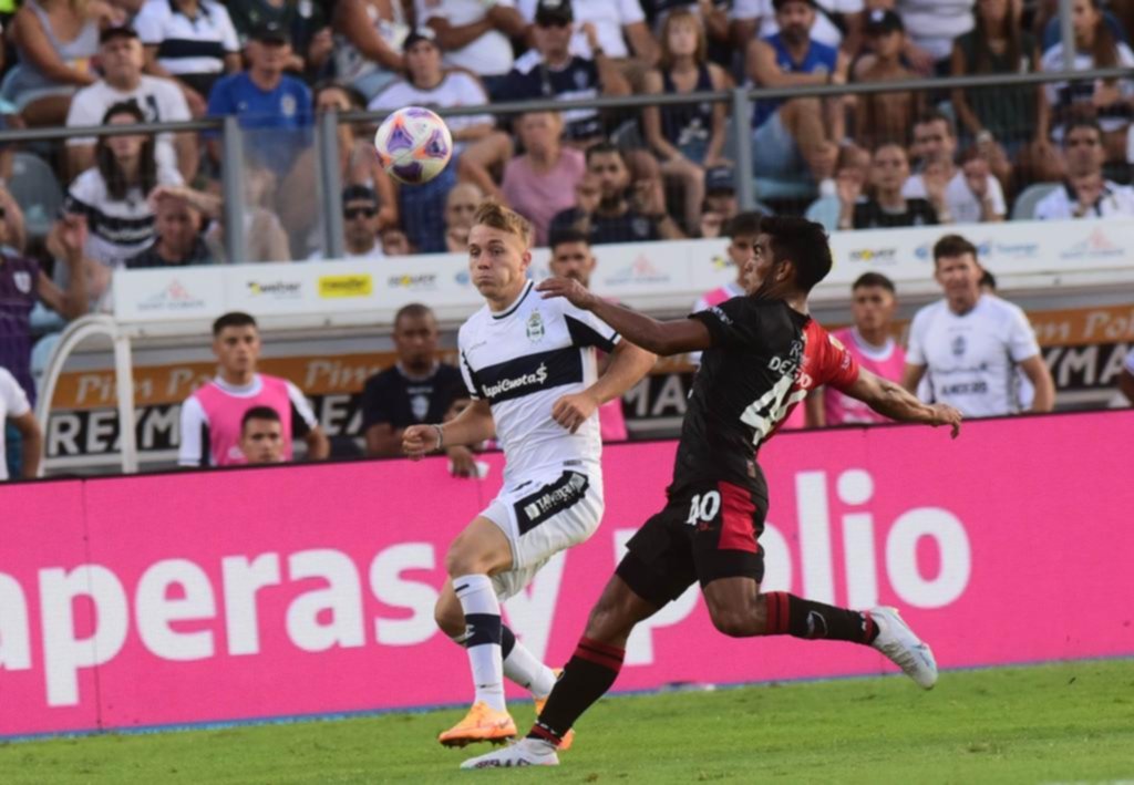 Un buen primer tiempo no le alcanzó al Lobo para ganar
