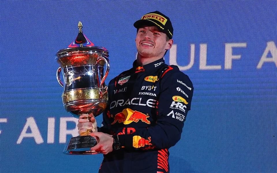 Aplastante triunfo de Red Bull en el estreno de la Fórmula 1
