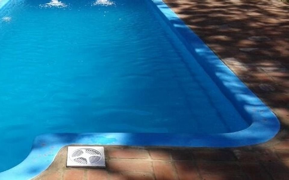 Berisso: investigan la muerte de un hombre que apareció flotando en una pileta