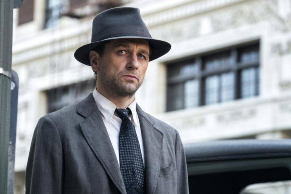 “Perry Mason”: el abogado “noir” vuelve con una segunda temporada con más humor
