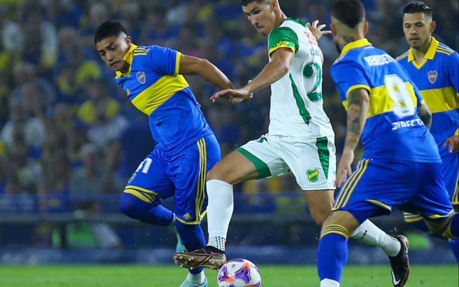 Boca Y Defensa Y Justicia Empataron Sin Goles En La Bombonera