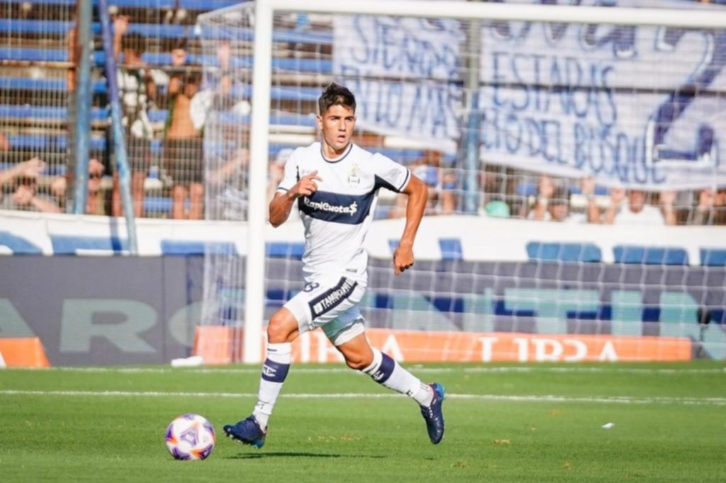 B. Barros Schelotto: “Gimnasia representa mucho en mi vida, me formó como persona”