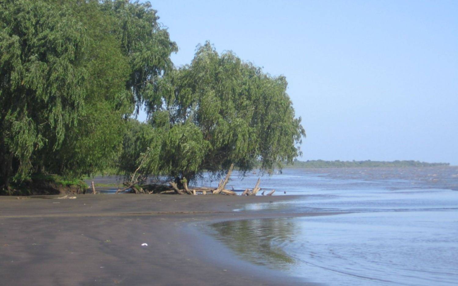 Salvaron a una familia en otro rescate en el Río de la Plata