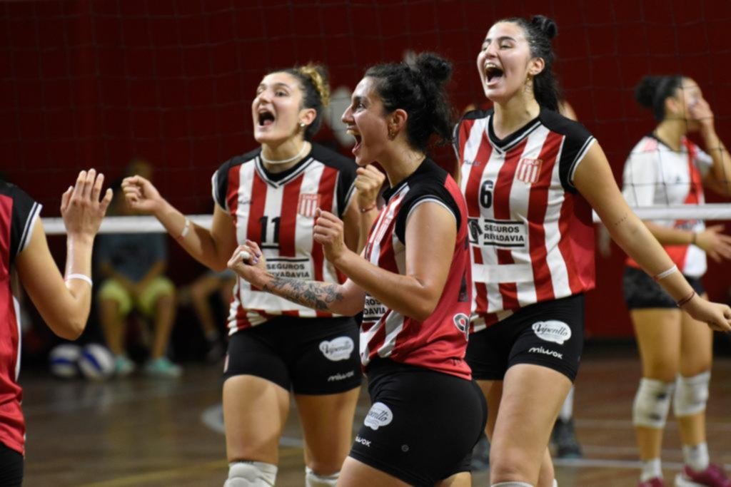 Lobas y Leonas siguen la acción en la Liga de Vóley