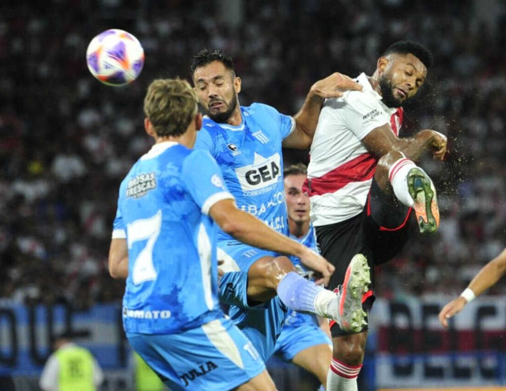 River debutó con una goleada que esta semana le dará aire fresco a Demichelis