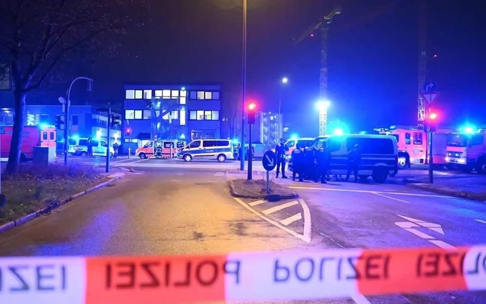 Terror en Alemania: varios muertos en un tiroteo en una Iglesia en Hamburgo