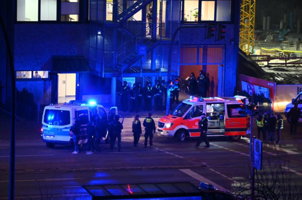Tiros y siete muertos en una iglesia de Hamburgo