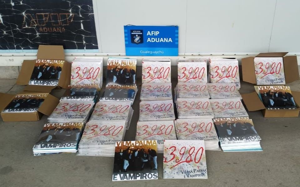 La Aduana incautó 483 vinilos de Vilma Palma valuados en $5 millones