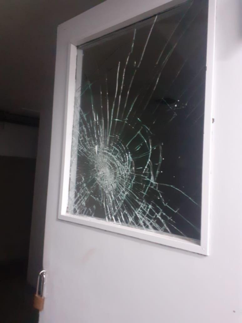 Cinco demorados por causar graves destrozos en el hospital de Berisso