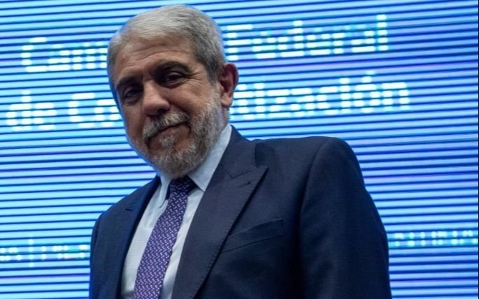 Aníbal Fernández volvió a apuntarle a Cristina y se preguntó de qué trabaja Máximo Kirchner