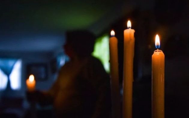 Varios cortes de luz en la Ciudad: vecinos llevan más de ocho horas sin servicio