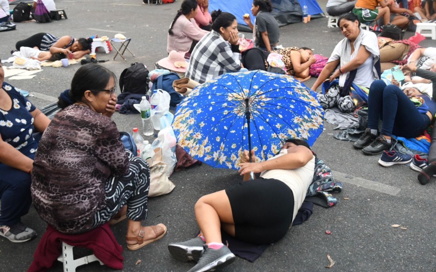 Los piqueteros levantaron el acampe en la Avenida 9 de Julio