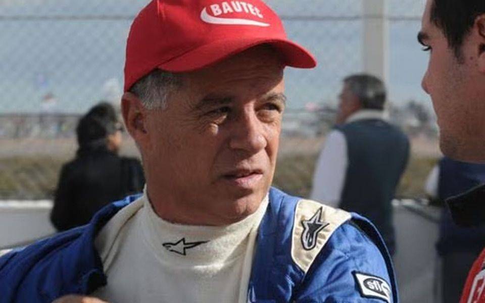 El ex piloto Tito Urretavizcaya está internado en grave estado tras accidentarse en moto