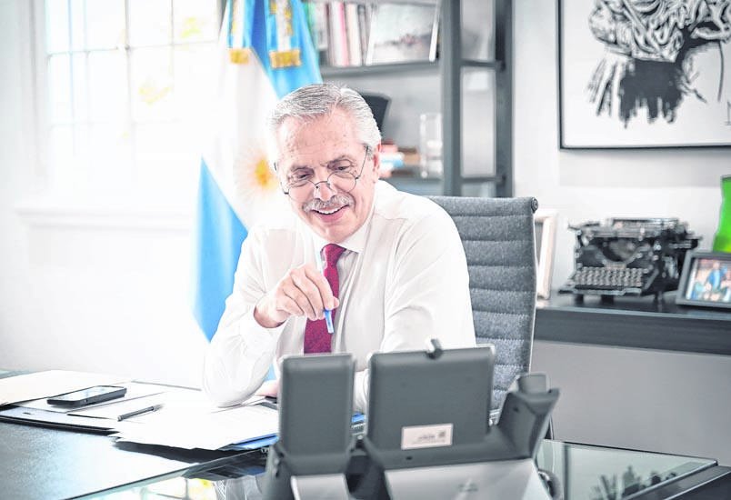 Alberto fue intervenido por su hernia