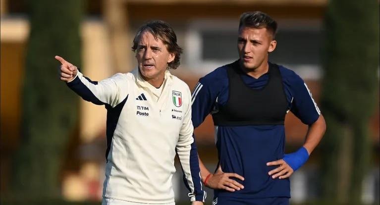 Italia, con el posible debut de Retegui, recibe a Inglaterra