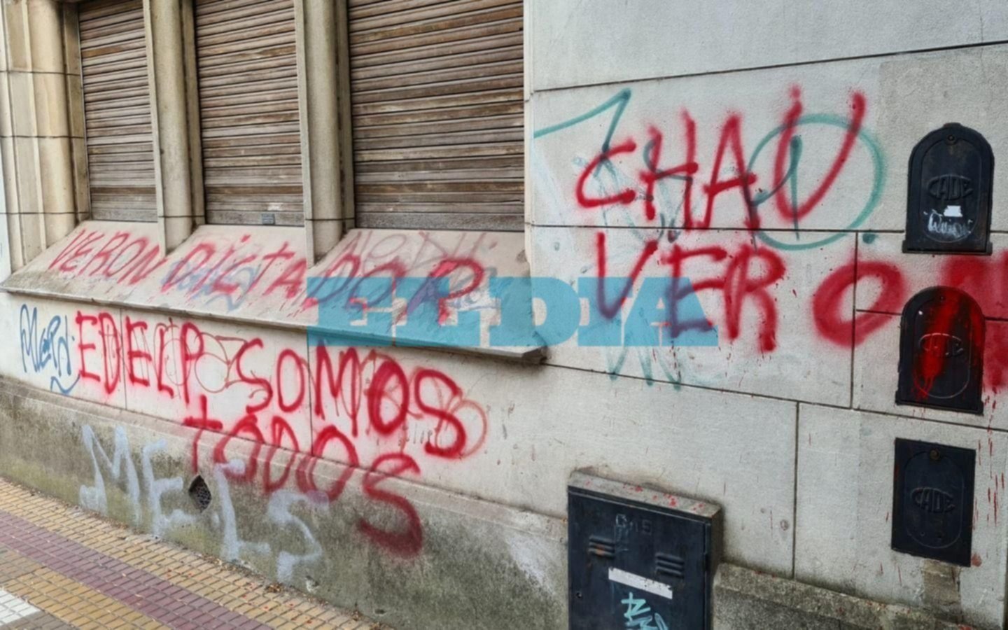"Chau Verón" y "dictador": nuevas pintadas recalientan el clima en Estudiantes tras el clásico