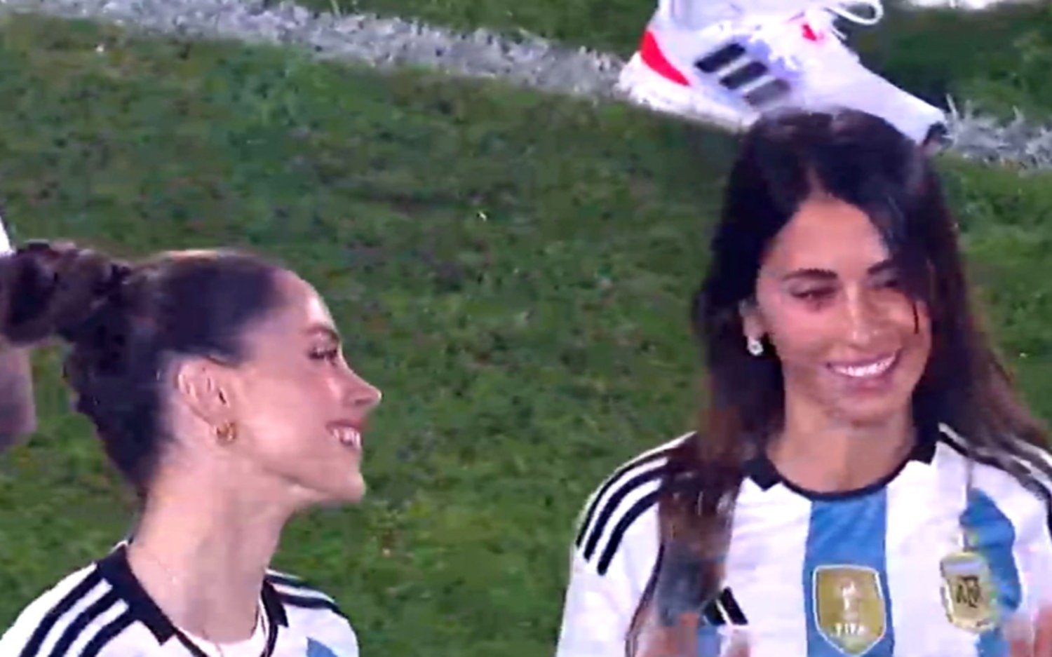 ¿Qué le dijo Antonela a Tini en medio del festejo de los campeones del mundo?