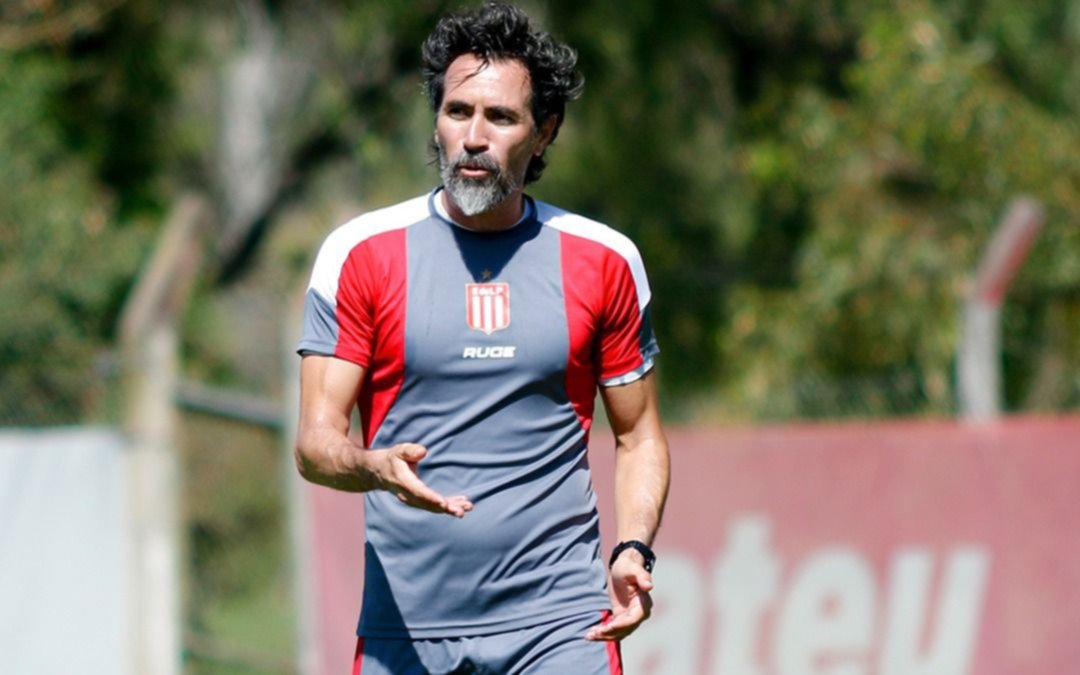 Baja sensible por lesión en Estudiantes y un dolor de cabeza de cara a la final con River de la Supercopa Argentina