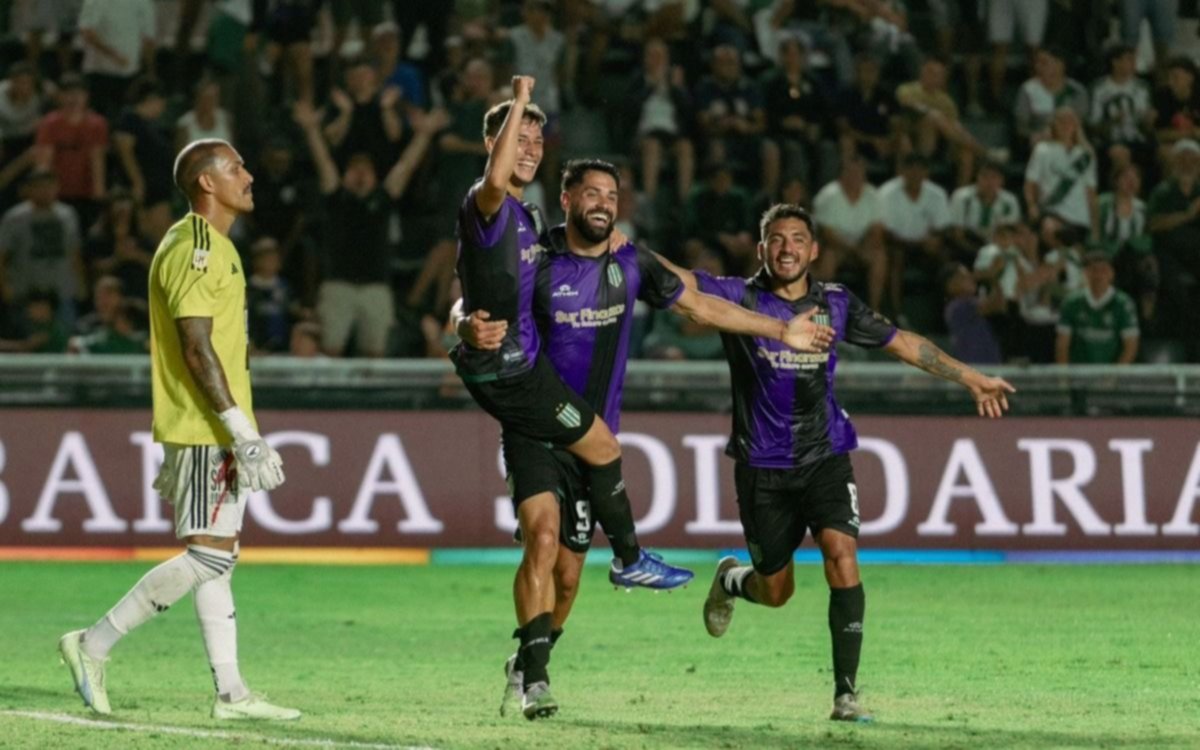La primera sonrisa de Banfield fue ante Riestra