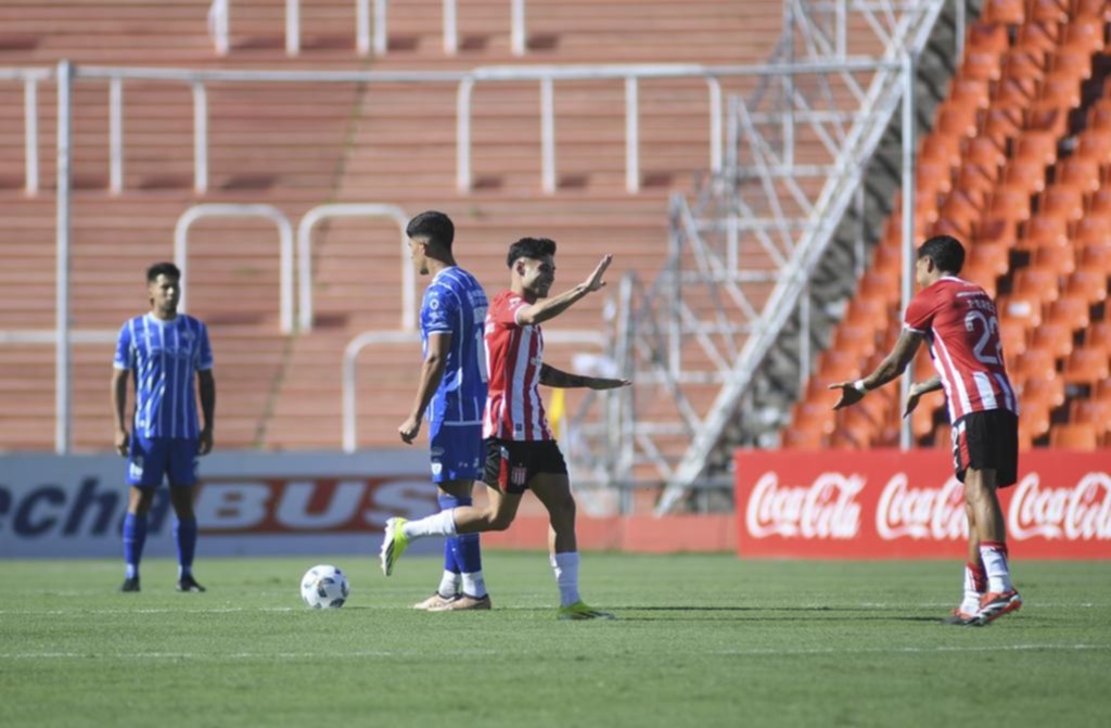 Altamirano comenzó a pagar la confianza del DT